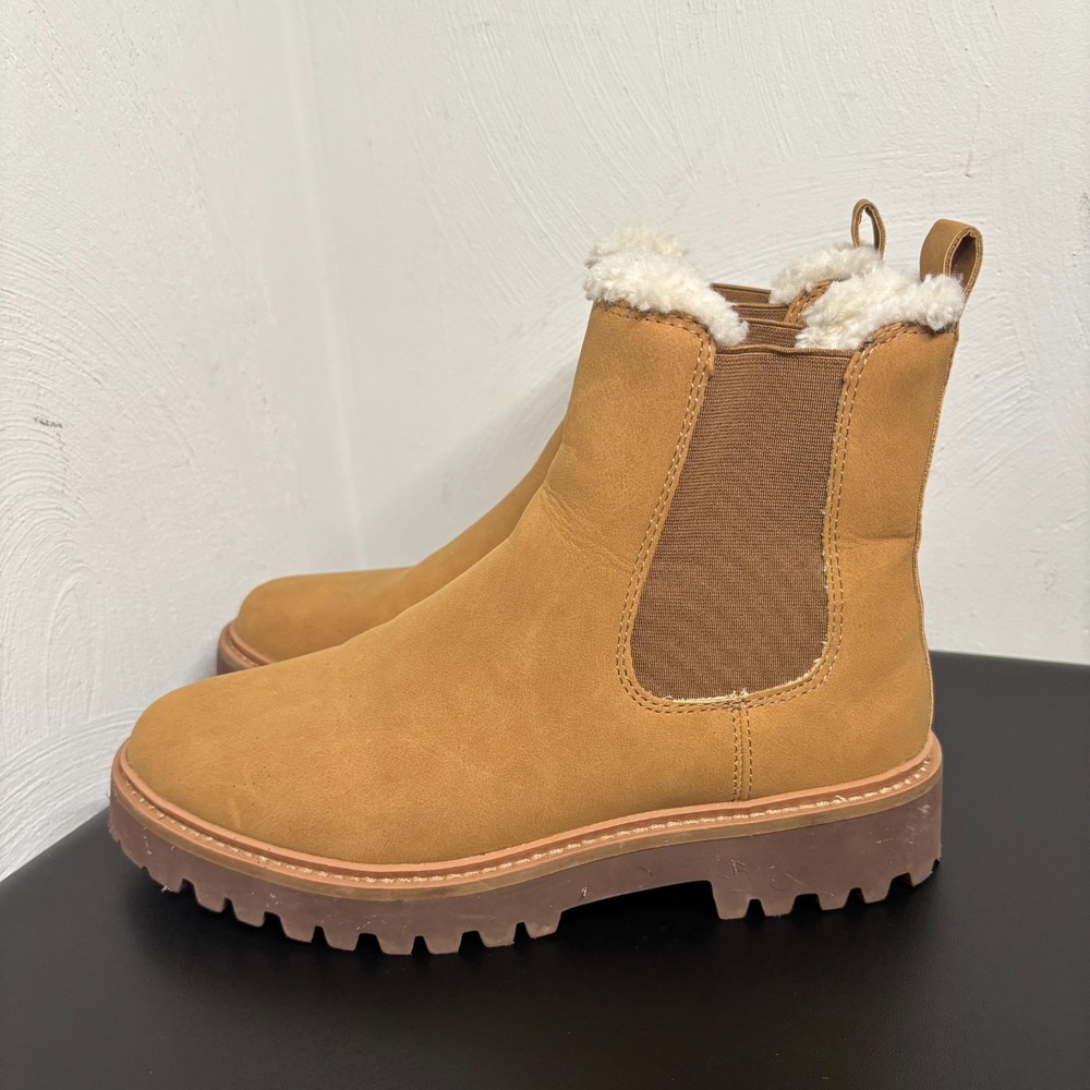J.Crew Lug-Sole Chelsea Boots Cedarwood Sherpa-Lined Women's Size 7 CA782